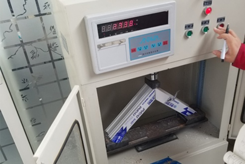 Perfiles Laminados Folio uPVC Color Madera Negro Perfiles Laminados Folio uPVC Color Madera Negro